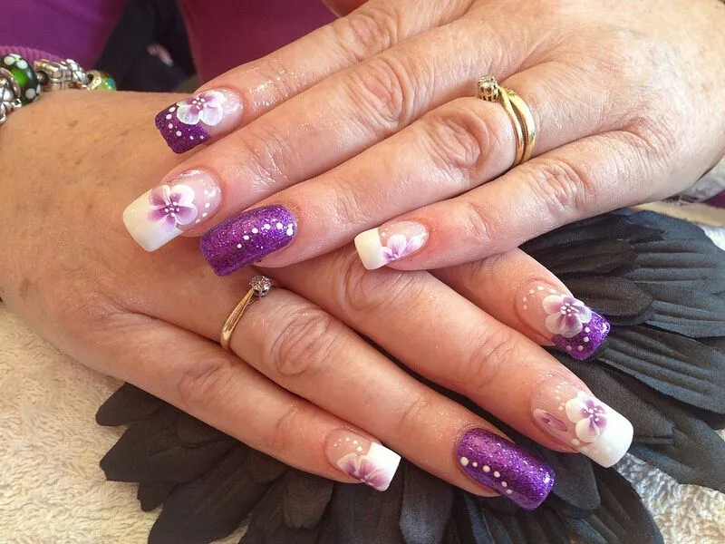 Uñas Decoradas: Uñas Decoradas Color Violeta Uñas Decoradas: Uñas Decoradas Color Violeta