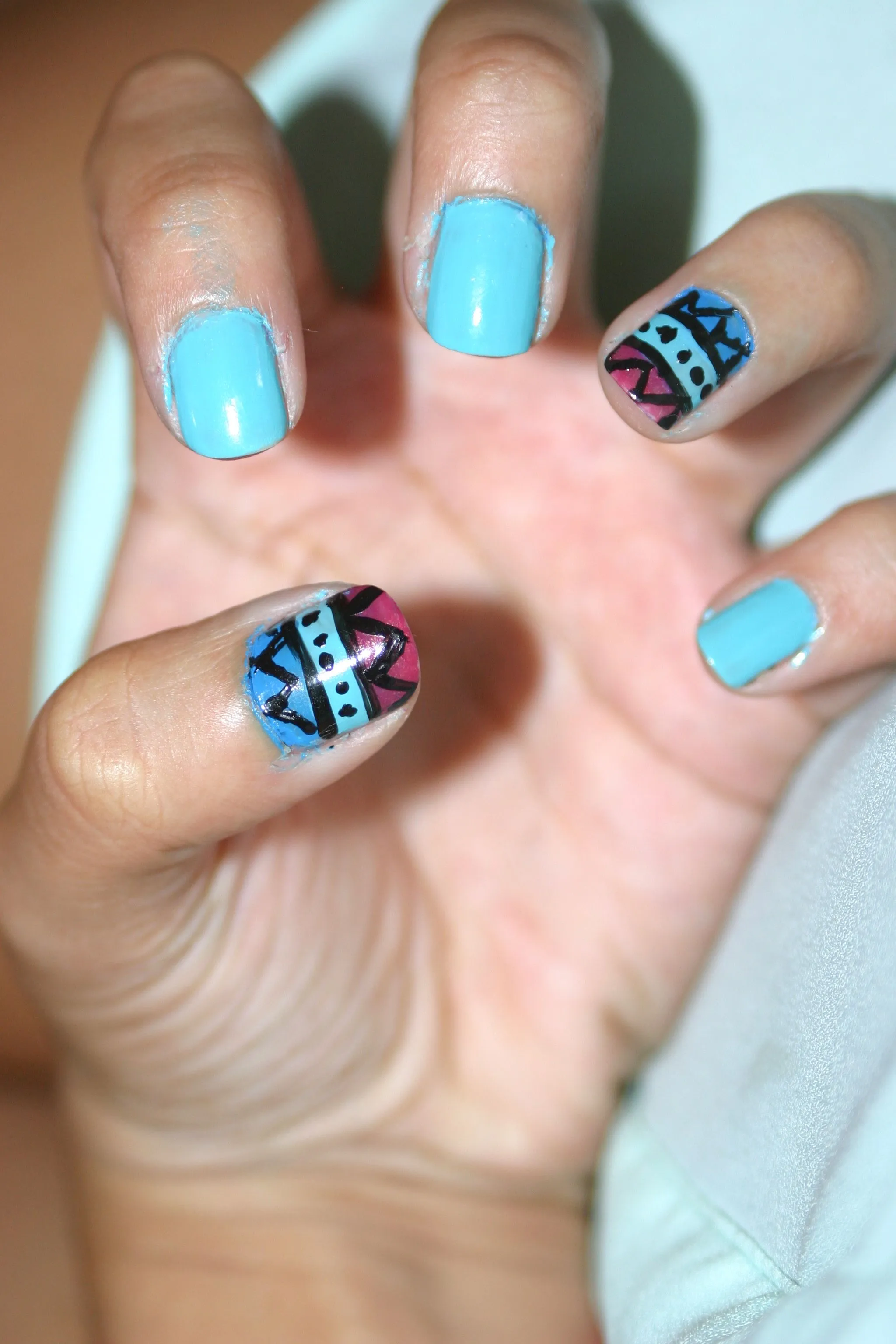 Uñas estilo étnico | fearlessblog Uñas estilo étnico | fearlessblog