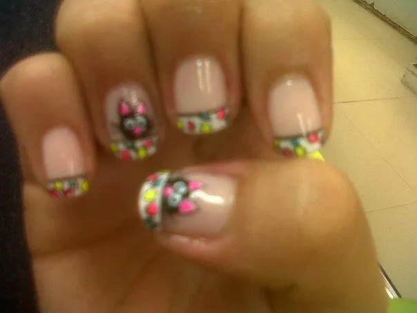 JUST NAILS : Estilo Muñequitos JUST NAILS : Estilo Muñequitos