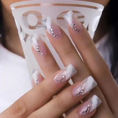 Uñas acrilicas para novias - Imagui