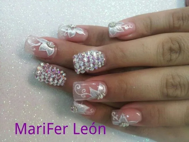 uñas con piedras | uñas acrilicas | Pinterest uñas con piedras | uñas acrilicas | Pinterest