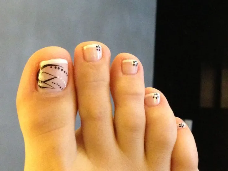 Uñas de los pies blanco y negro | Maquillaje | Pinterest | Blanco ...