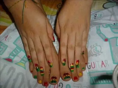 uñas reggae, rastas - YouTube