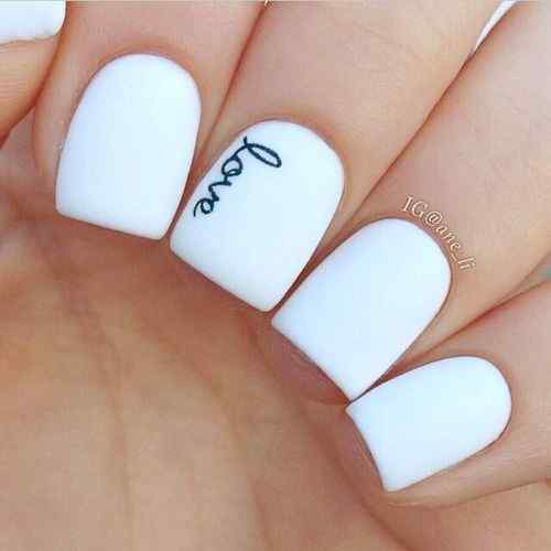 Uñas sencillas de love | Decoración de Uñas - Manicura y Nail Art