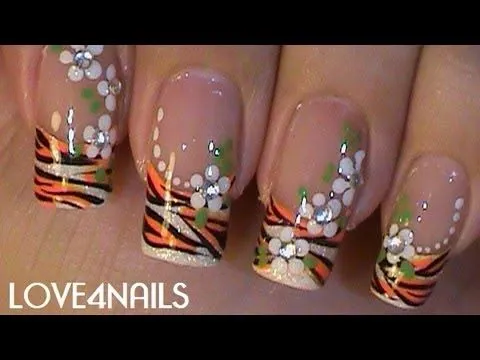 Uñas Verano ƸӜƷ Patrón Tigre - YouTube