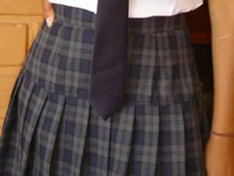 Uniforme Escolar - YouTube