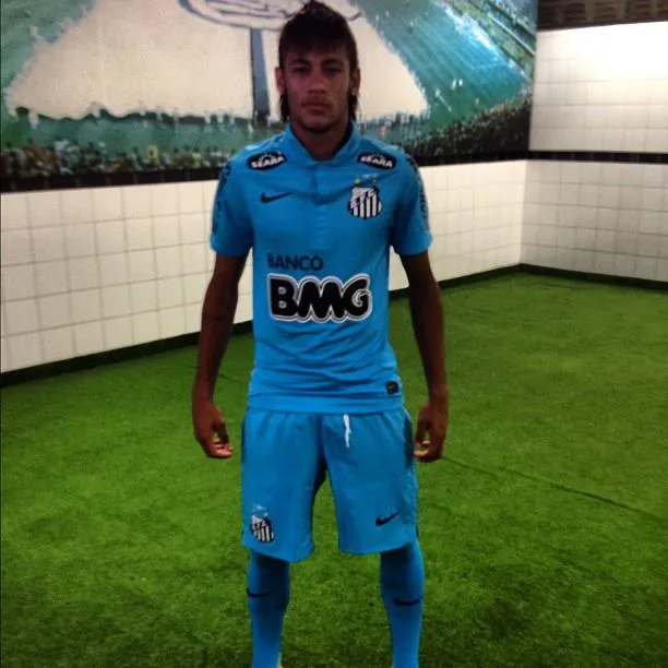Uniforme del Santo de Brasil 2012 - Imagui