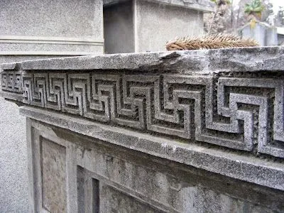 URBATORIVM: SANTIAGO DE LAS SWÁSTIKAS (Y LAS SWÁSTIKAS DE SANTIAGO)