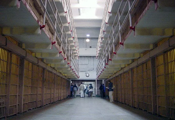 U.S. Penitentiary Alcatraz - Alcatraz Island (U.S. National Park ...