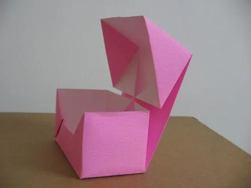 V'Ann Cornelius Box with lid (side) | Flickr - Photo Sharing!