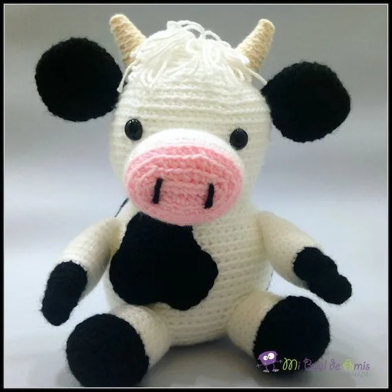 Vaca Amigurumi a Crochet Blanco y Negro Animal de por MiBaulDeAmis