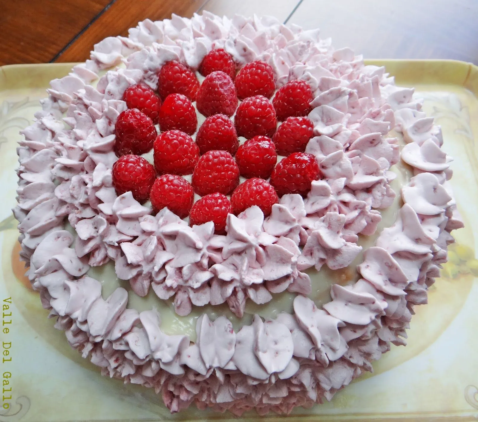 Valle Del Gallo: TORTA DE FRAMBUESA, CREMA CHANTILLY Y CREMA ... Valle Del Gallo: TORTA DE FRAMBUESA, CREMA CHANTILLY Y CREMA ...