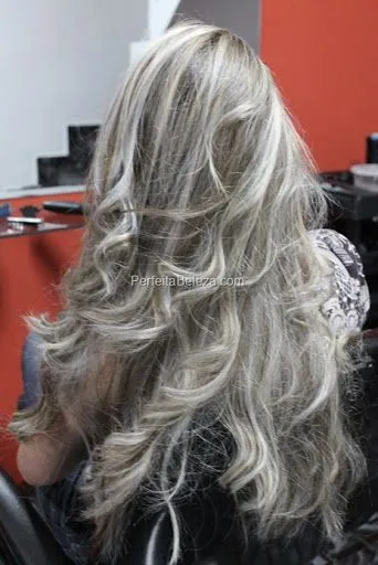 Vamos, Bonitas!: Inspiração: Cabelos (ou mechas) Platinados