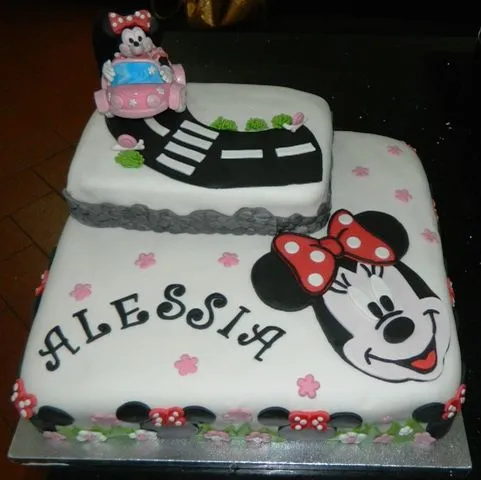 Vaniglia e Caffè: la torta minnie...