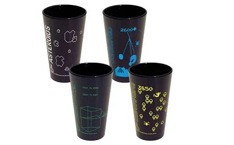 Vasos decorados con los juegos clásicos de Atari Vasos decorados con los juegos clásicos de Atari