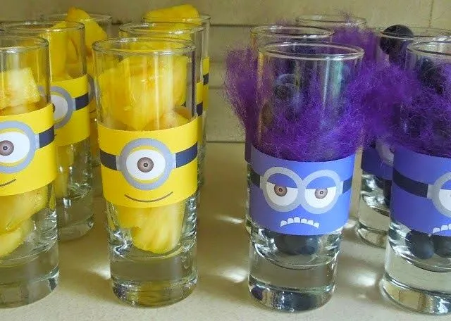 Vasos de Minions. Imprimibles gratis. | Ideas y material gratis ...