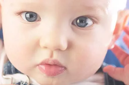 Cuanto ve el recien nacido? - ¿A que edad ven los bebes? Cuanto ve el recien nacido? - ¿A que edad ven los bebes?