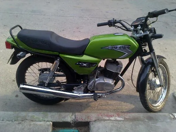 Vendo Moto Ax 100 Modelo 2004 Buen estado! en Neiva Vendo Moto Ax 100 Modelo 2004 Buen estado! en Neiva