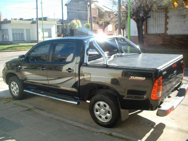 Venta de camioneta toyota hilux 4 x 2 td 2.5 - Buenos Aires ...