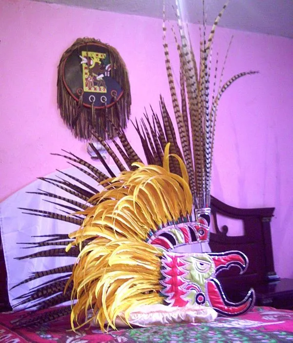 VENTA DE COPILLI (PENACHOS AZTECAS) ANGEL ITZMIN VENTA DE COPILLI (PENACHOS AZTECAS) ANGEL ITZMIN
