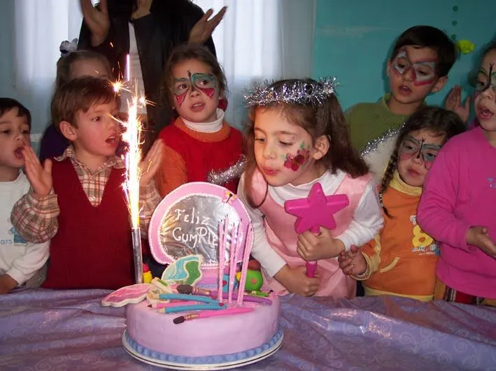 La Verdad: Feliz Cumpleaños, Hija mia!