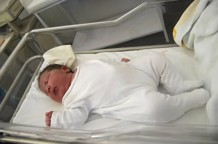 VERSION INTERNA: MACROSOMÍA FETAL: ¡QUÉ GORDO Y SANO ESTÁ MI BEBÉ! VERSION INTERNA: MACROSOMÍA FETAL: ¡QUÉ GORDO Y SANO ESTÁ MI BEBÉ!