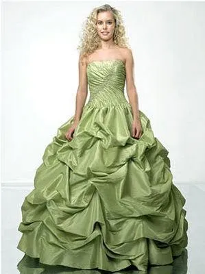 Vestido de 15 años - Color Verde : Vestidos para tu fiesta Vestido de 15 años - Color Verde : Vestidos para tu fiesta