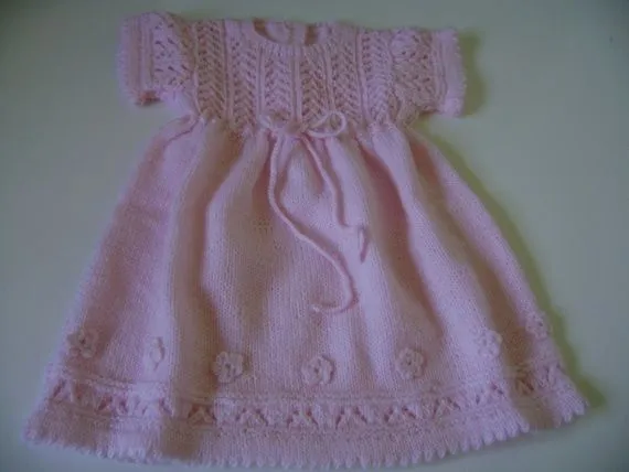 Vestido Bebé Tejido a Mano 3 a 9 Meses Mat. por Pitusa en Etsy Vestido Bebé Tejido a Mano 3 a 9 Meses Mat. por Pitusa en Etsy