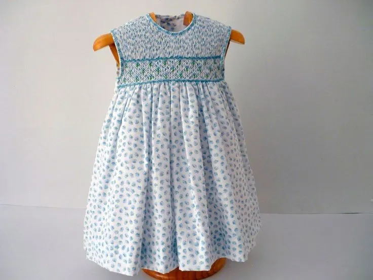 Vestido - Todo bordado en punto smock o nido de abeja - Vestidos ... Vestido - Todo bordado en punto smock o nido de abeja - Vestidos ...
