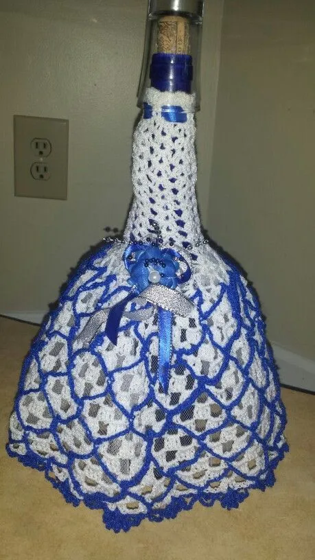 vestido para botella de vino | Recuerdos de mesa para 15 años ...