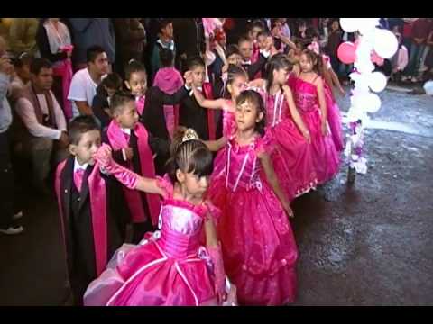 salida del kinder por dance studio papalotl un vals - YouTube