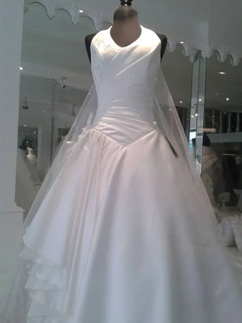 Vestido.... d: heeeelp! - Foro Moda Nupcial - bodas.com.mx Vestido.... d: heeeelp! - Foro Moda Nupcial - bodas.com.mx