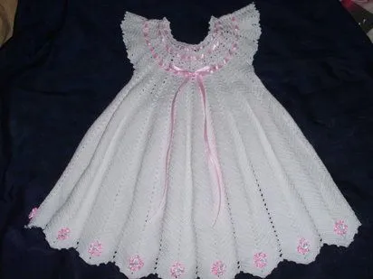 Vestido de ni?a tejido en crochet | Aprender manualidades es ... Vestido de ni?a tejido en crochet | Aprender manualidades es ...
