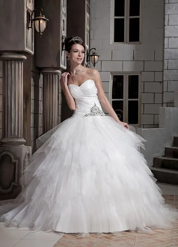 Vestido de novia de marfil de red y de satén estilo princesa con ...