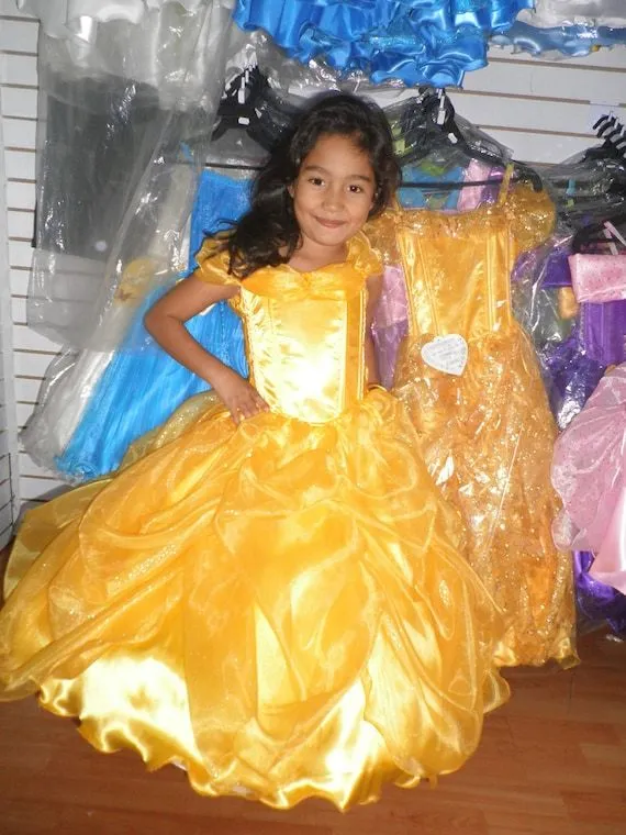 Vestido de la Princesa La Bella y la bestia por miguelzottoyahoocom Vestido de la Princesa La Bella y la bestia por miguelzottoyahoocom
