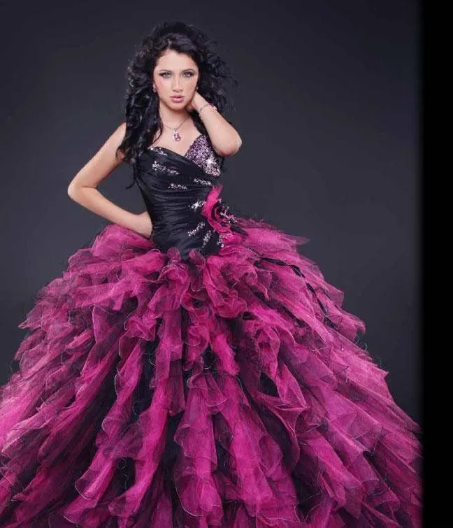 Vestidos de 15 Años - 2011 a 2012. Modernos: Galería de Vestidos ... Vestidos de 15 Años - 2011 a 2012. Modernos: Galería de Vestidos ...