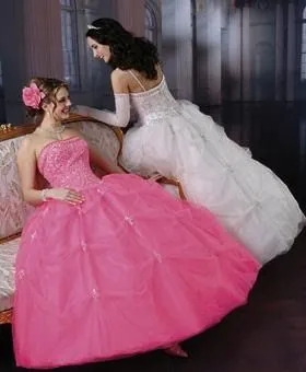 El vestido de 15 años mas caro del 2025 mundo