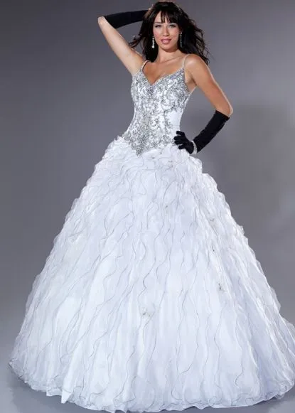 Vestidos de 15 Años en Color Blanco, Nunca Pasan de Moda ... Vestidos de 15 Años en Color Blanco, Nunca Pasan de Moda ...