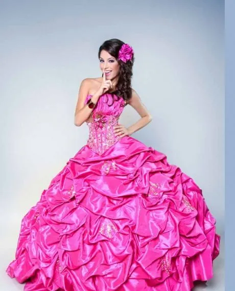 Vestidos de 15 años con corset