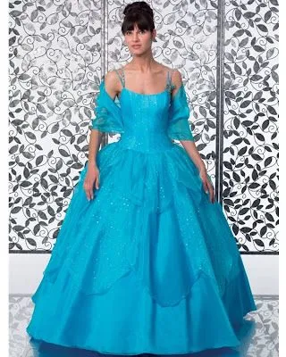 Vestidos de años - Fiesta de años: Vestido de 15 años - Color Celeste/ Vestidos de años - Fiesta de años: Vestido de 15 años - Color Celeste/