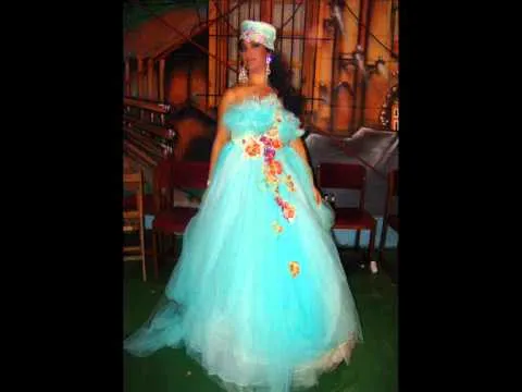 VESTIDOS DE BODA GITANA 2013 - YouTube