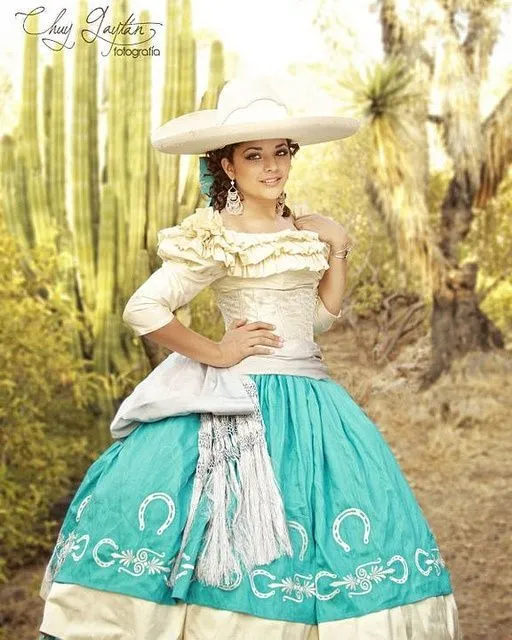 Vestidos de escaramuza para XV años - Imagui