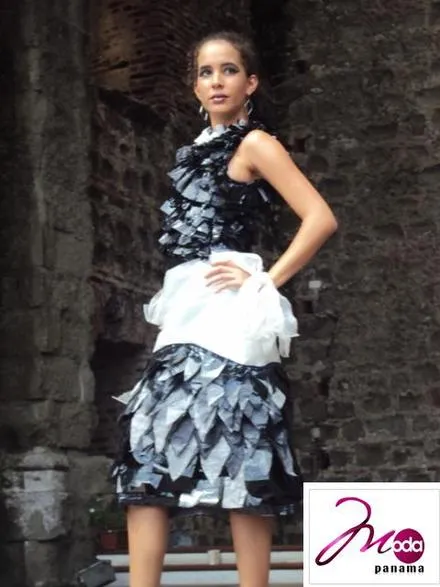 Vestidos con material reciclado | ventaderopass