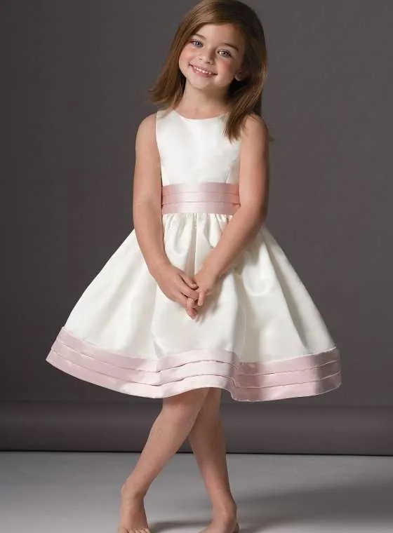 Vestidos de niñas para bodas: Tendencia 2012-2013 | Planeta Niñas Vestidos de niñas para bodas: Tendencia 2012-2013 | Planeta Niñas