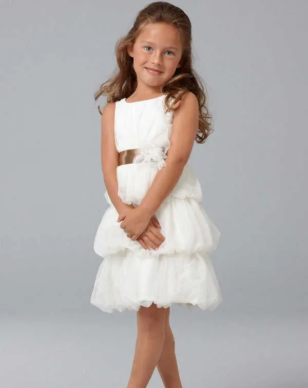 Vestidos de niñas para bodas: Tendencia 2012-2013 | Planeta Niñas Vestidos de niñas para bodas: Tendencia 2012-2013 | Planeta Niñas