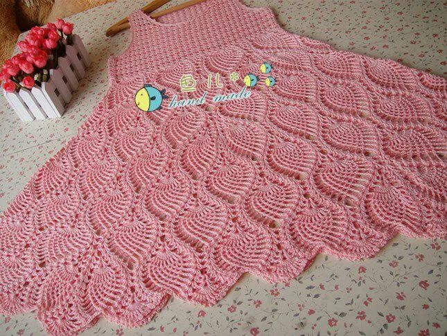 Puntada vestido a crochet hecho d piñas para niña - Imagui