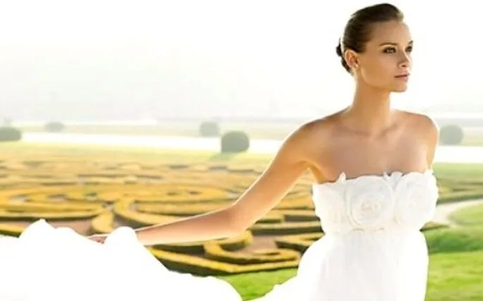 Vestidos de novia con palabras de honor y escotes transversales ... Vestidos de novia con palabras de honor y escotes transversales ...