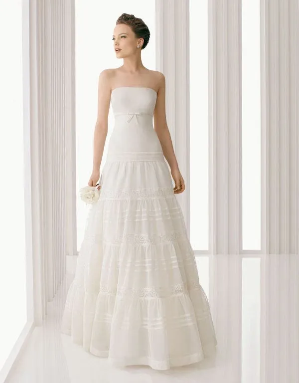 vestidos de novia sencillos | Preparar tu boda es facilisimo.com