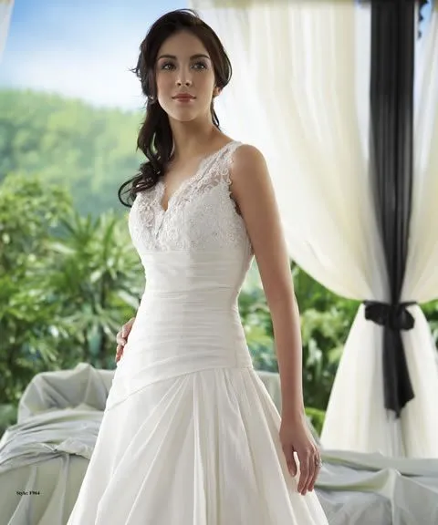 Vestidos y trajes de novia baratos - Mercanovia - Mod. 964 Vestidos y trajes de novia baratos - Mercanovia - Mod. 964