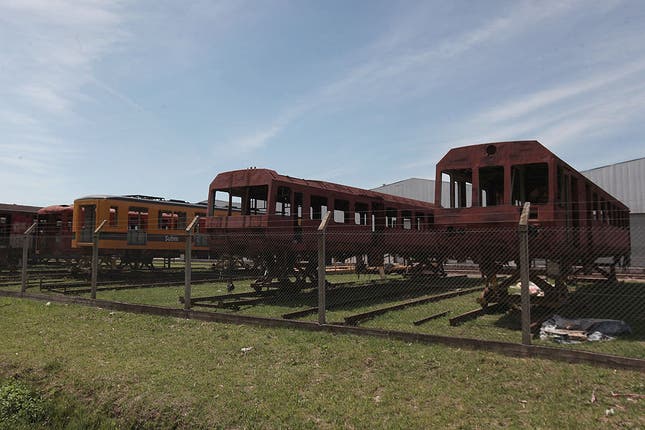 En vía muerta: la increíble compra de trenes a España y Portugal ... En vía muerta: la increíble compra de trenes a España y Portugal ...